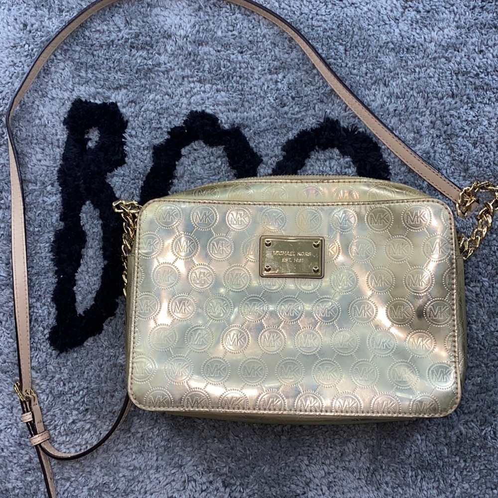 MK Crossbody🤍